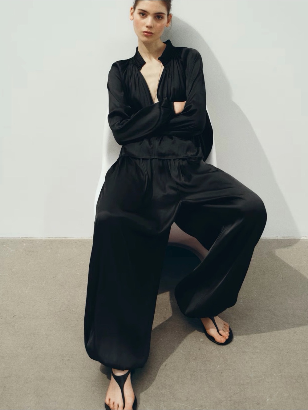 H&M Black Balloon Pants Size 10 NWT